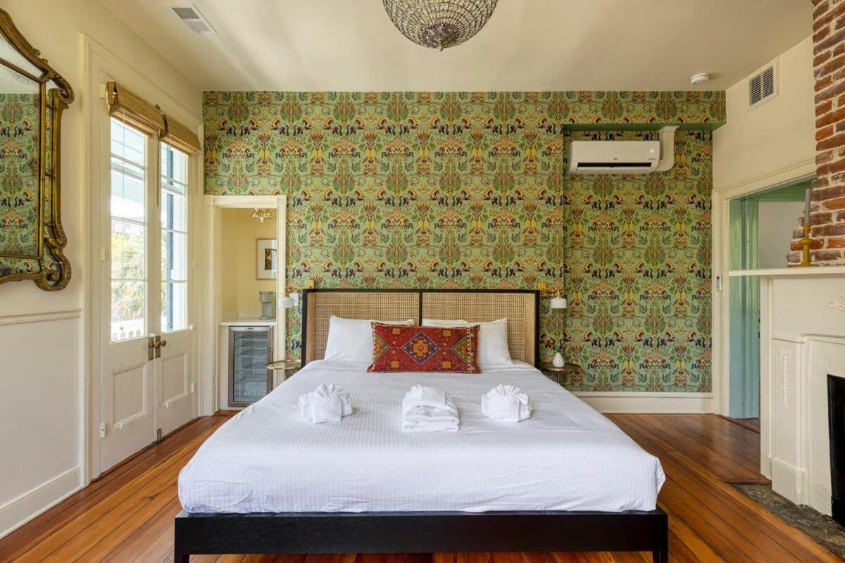 The Ashley Veranda King Suite With Breakfast Чарльстон Экстерьер фото